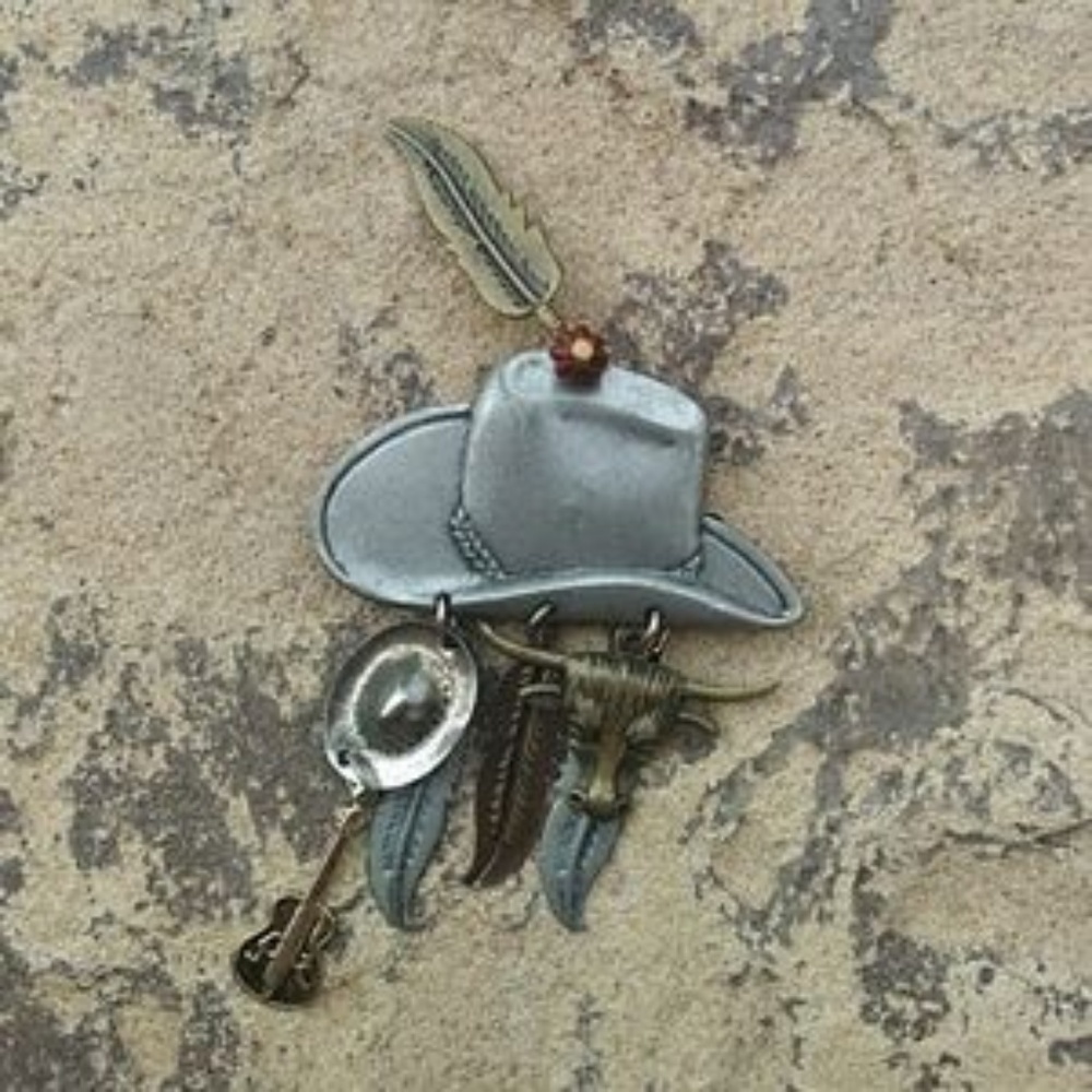 Dangle Brooch Cowboy hat western vintage - Picture 6 of 8